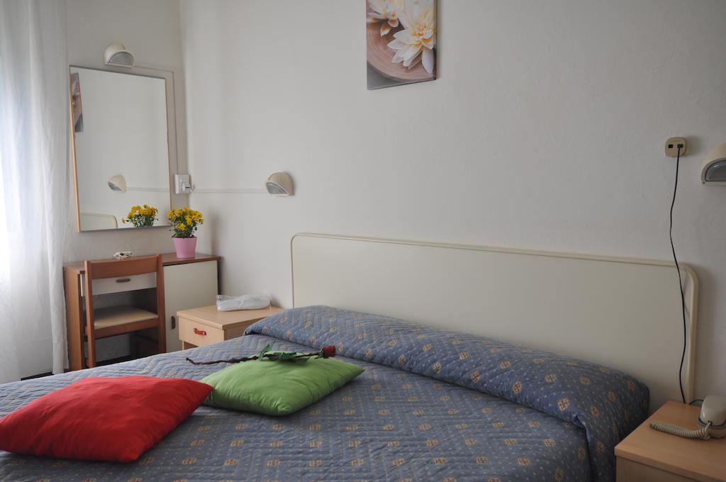 Hotel Roxy Floridiana Rimini Extérieur photo